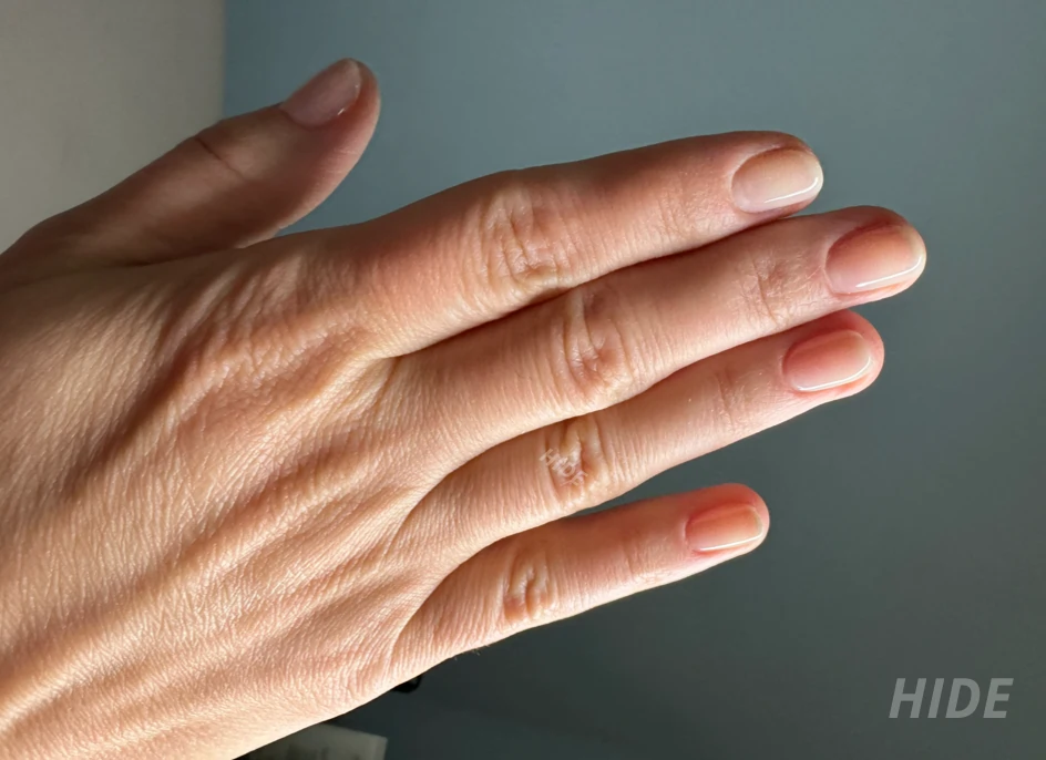 Manicure at Hide salon in Mirabad district, Tashkent