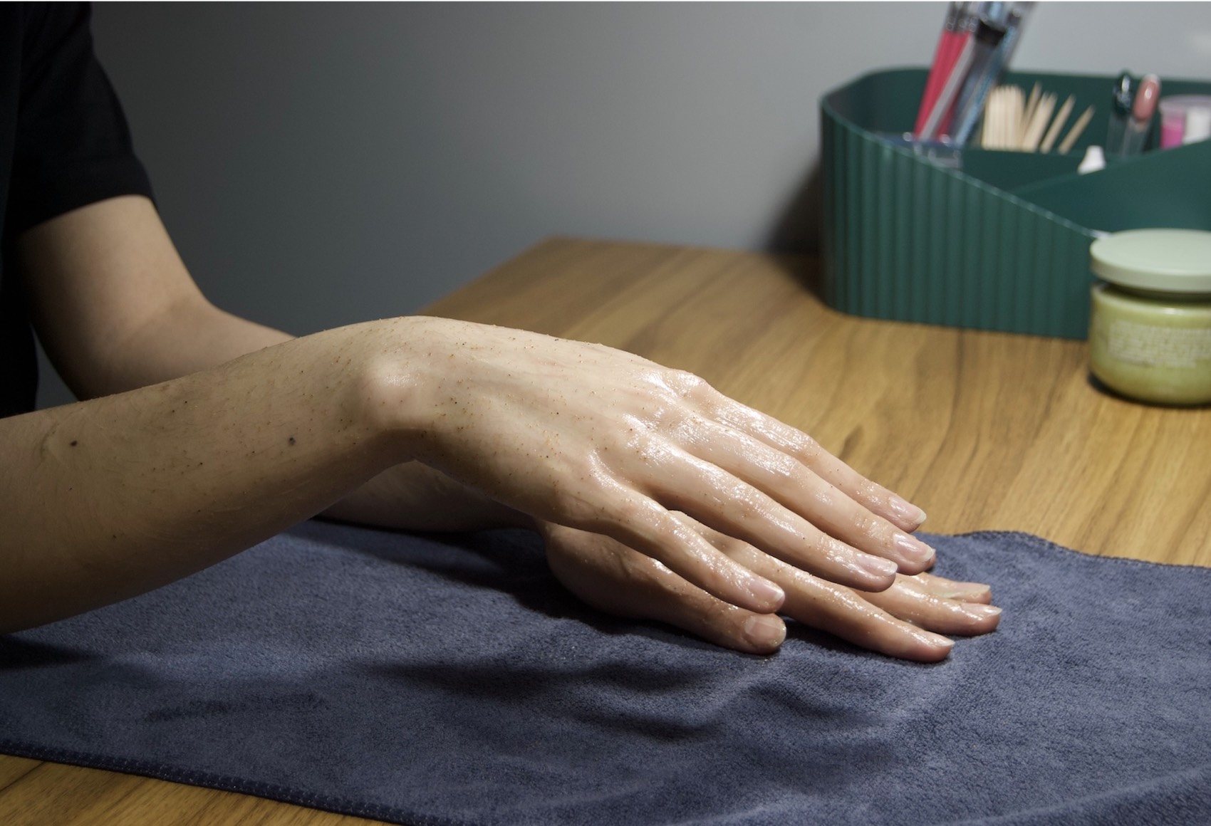 Hand care and manicure in Tashkent – hide.uz